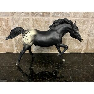 VTG Breyer Horse Traditional Running Stallion Black Blanket Appaloosa
